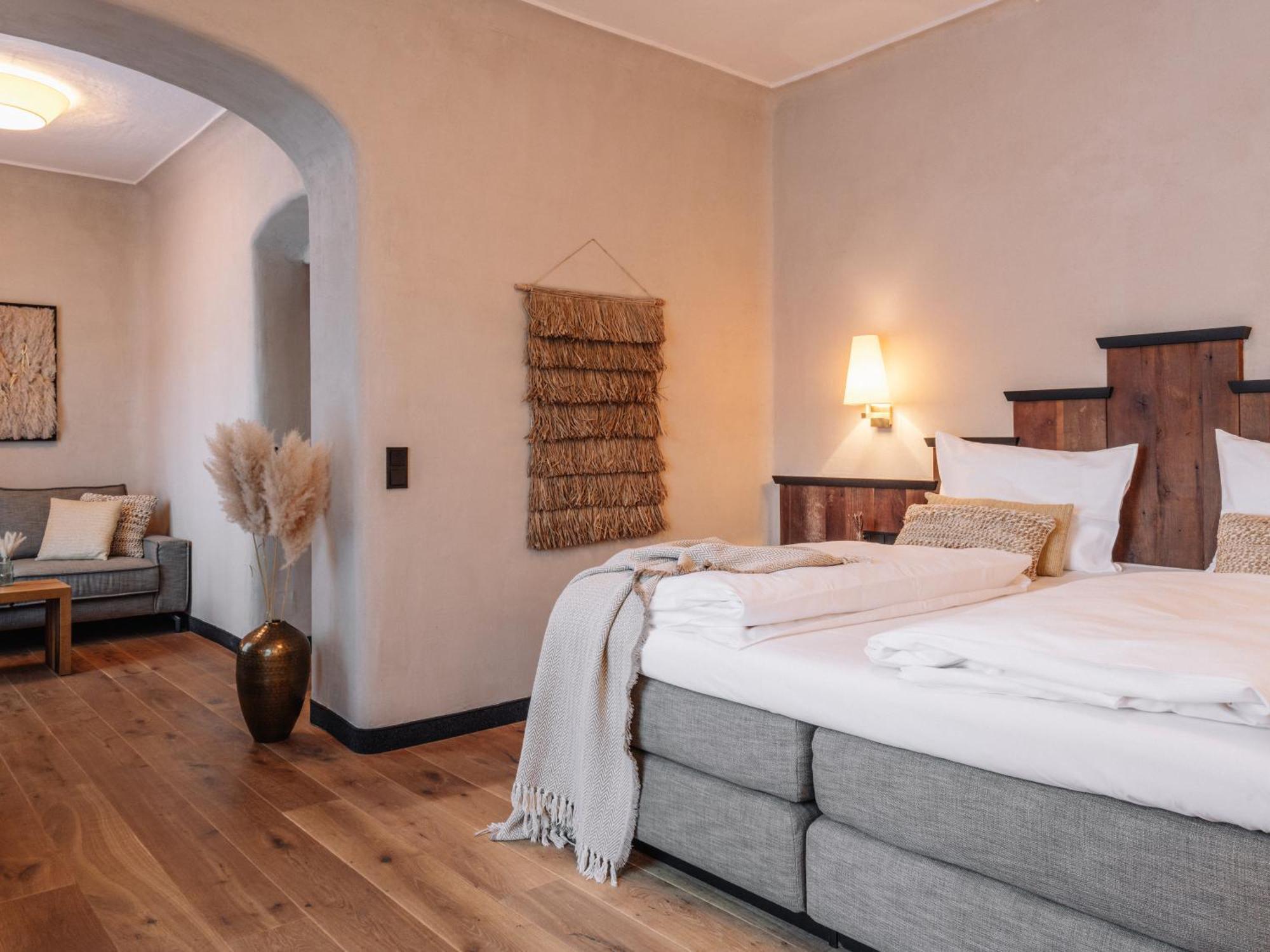 Johann Hotel